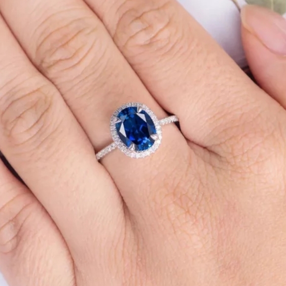 Simulated Blue Sapphire Ring - Picture 4 of 4